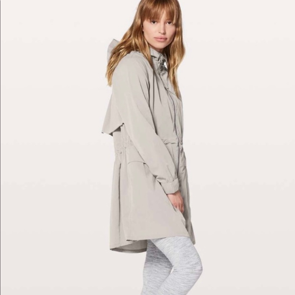 Lululemon pack and glyde jacket size 12